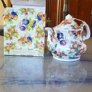 Traditional Keny Pottery Teapot.